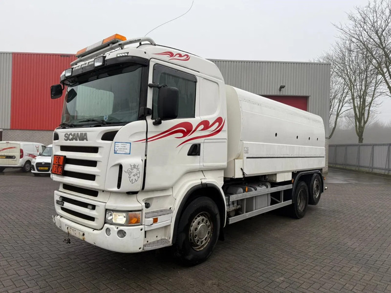 Scania R480 / ENGINE RUNING / RETARDER / 4 COMPARTIMENTS / 18000 LITER TOTAAL / LIFT+LENKACHSE / AUTOMATIC / EURO-5 / 2009 - Camión cisterna: foto 1 Scania R480 / ENGINE RUNING / RETARDER / 4 COMPARTIMENTS / 18000 LITER TOTAAL / LIFT+LENKACHSE / AUTOMATIC / EURO-5 / 2009 - Camión cisterna: foto 1
