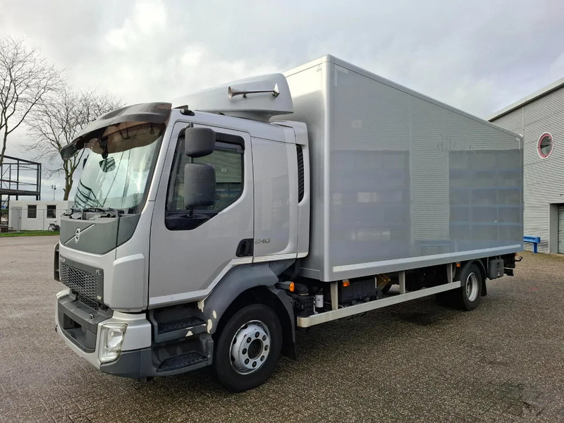 Volvo FL 240 / ONLY:340697 KM / BIG PLATFORM 2TON / TUV:29-01-2026 / LWDS / NAVI / SIDE DOOR / AUTOMATIC / EURO-6 / 2018 - Camión caja cerrada: foto 1 Volvo FL 240 / ONLY:340697 KM / BIG PLATFORM 2TON / TUV:29-01-2026 / LWDS / NAVI / SIDE DOOR / AUTOMATIC / EURO-6 / 2018 - Camión caja cerrada: foto 1