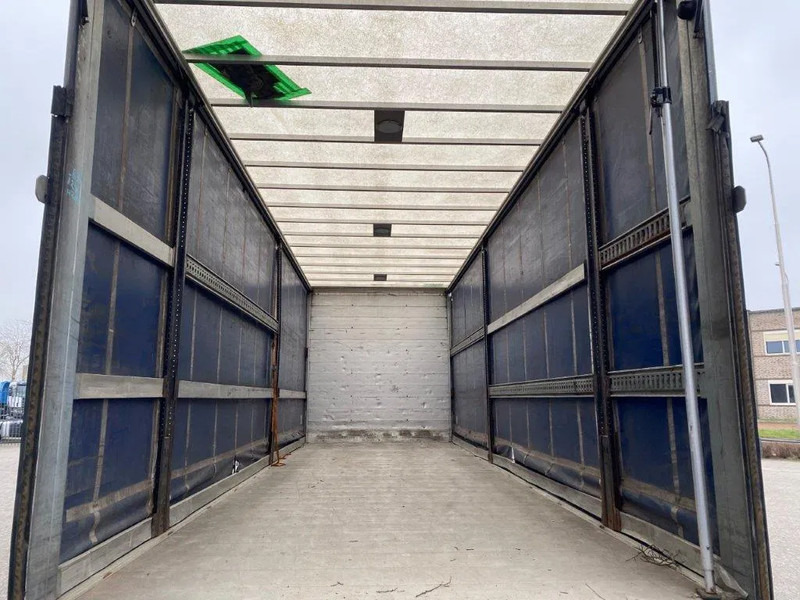 Volvo FM11-330 / LOW KM'S:472120 KM / LWDS / FULL-AIR / NAVI / CURTAIN SAILS / PLATFORM 2500KG / AUTOMATIC / EURO-6 / 2016 - Camión lona: foto 5 Volvo FM11-330 / LOW KM'S:472120 KM / LWDS / FULL-AIR / NAVI / CURTAIN SAILS / PLATFORM 2500KG / AUTOMATIC / EURO-6 / 2016 - Camión lona: foto 5