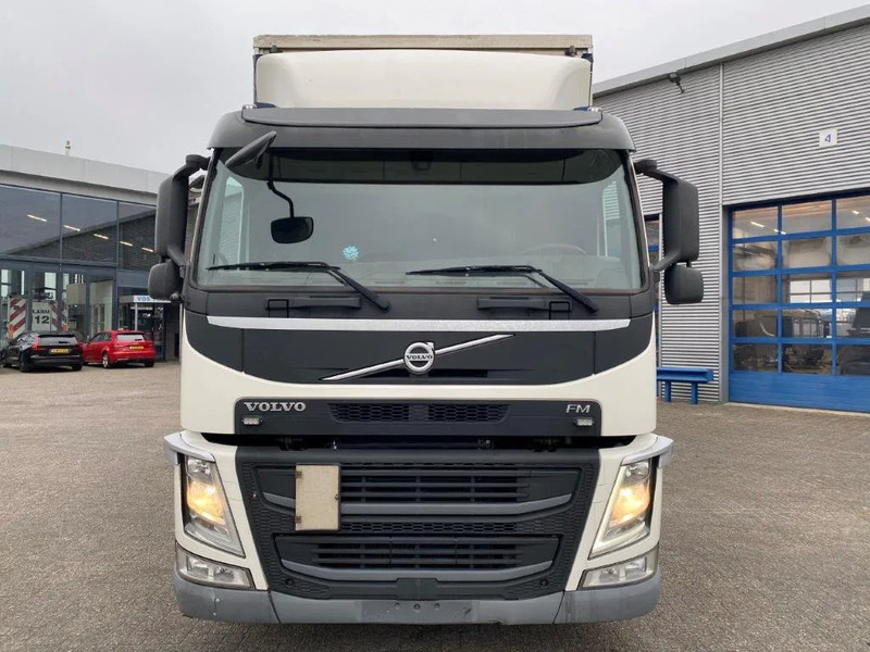 Arrendamiento de Volvo FM11-330 / LOW KM'S:472120 KM / LWDS / FULL-AIR / NAVI / CURTAIN SAILS / PLATFORM 2500KG / AUTOMATIC / EURO-6 / 2016 Volvo FM11-330 / LOW KM'S:472120 KM / LWDS / FULL-AIR / NAVI / CURTAIN SAILS / PLATFORM 2500KG / AUTOMATIC / EURO-6 / 2016: foto 12 Arrendamiento de Volvo FM11-330 / LOW KM'S:472120 KM / LWDS / FULL-AIR / NAVI / CURTAIN SAILS / PLATFORM 2500KG / AUTOMATIC / EURO-6 / 2016 Volvo FM11-330 / LOW KM'S:472120 KM / LWDS / FULL-AIR / NAVI / CURTAIN SAILS / PLATFORM 2500KG / AUTOMATIC / EURO-6 / 2016: foto 12