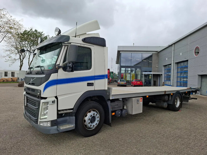 Volvo FM11-330 / ONLY:376356 KM / NAVI / FULL-AIR / PLATFORM 2500KG / LWDS / AIRCO / AUTOMATIC / EURO-6 / 2016 - Camión chasis: foto 1 Volvo FM11-330 / ONLY:376356 KM / NAVI / FULL-AIR / PLATFORM 2500KG / LWDS / AIRCO / AUTOMATIC / EURO-6 / 2016 - Camión chasis: foto 1