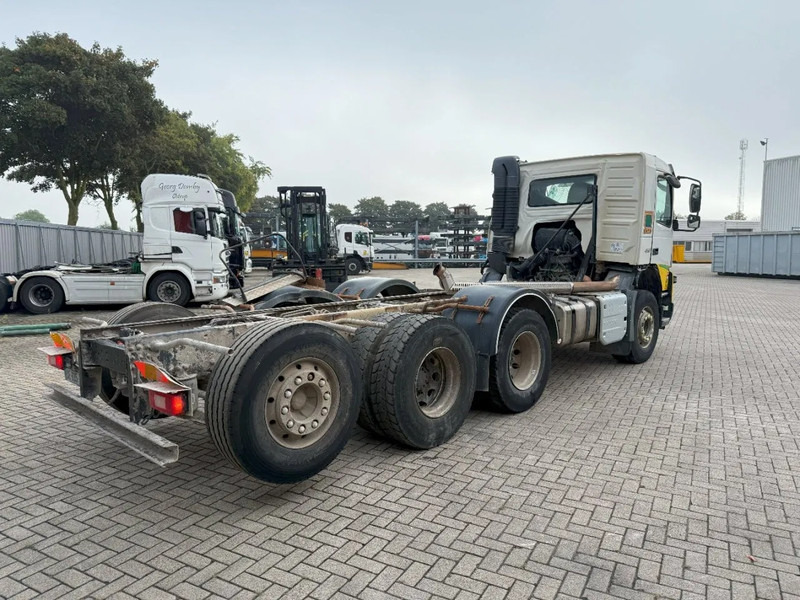 Volvo FMX 450 / ENGINE RUNNING / 8X4 / VEB / ONLY:260642 KM / PTO / LIFT+LENKACHSE / ALCOA / AUTOMATIC / EURO-6 / 2014 - Camión chasis: foto 5 Volvo FMX 450 / ENGINE RUNNING / 8X4 / VEB / ONLY:260642 KM / PTO / LIFT+LENKACHSE / ALCOA / AUTOMATIC / EURO-6 / 2014 - Camión chasis: foto 5