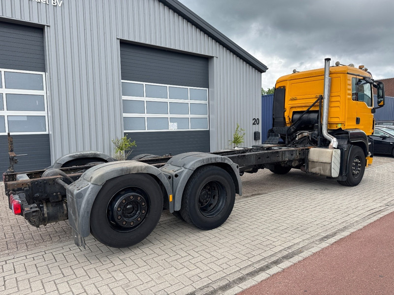 MAN TGS 26.360 6x2, Manual Gear, Steering Axle - Camión caja cerrada: foto 3 MAN TGS 26.360 6x2, Manual Gear, Steering Axle - Camión caja cerrada: foto 3