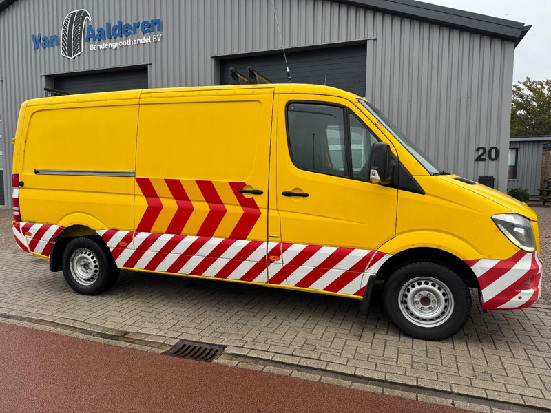 Mercedes-Benz 319 L2/H1 BF3 Begleit-/Convooi-/Begleiding-/Camper - Furgón: foto 2 Mercedes-Benz 319 L2/H1 BF3 Begleit-/Convooi-/Begleiding-/Camper - Furgón: foto 2