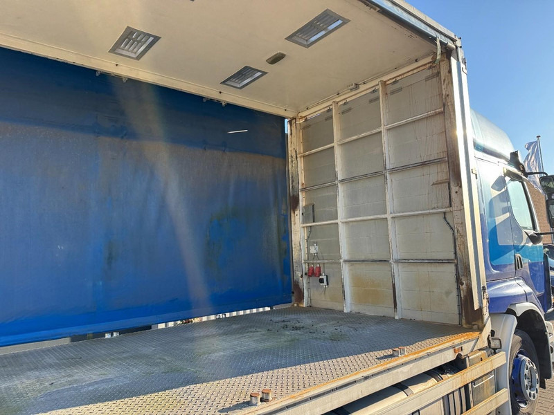 Arrendamiento de Renault Premium 410.26, Chicken, Hühner, Kippen, Galinhas Renault Premium 410.26, Chicken, Hühner, Kippen, Galinhas: foto 18