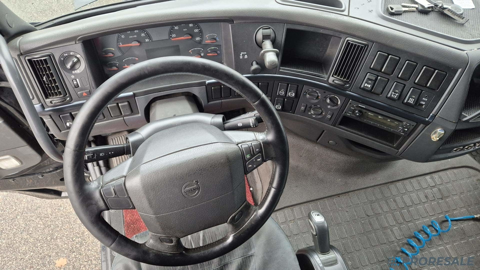 VOLVO FH 13.500 42T EURO 5/EEV - Cabeza tractora: foto 4 VOLVO FH 13.500 42T EURO 5/EEV - Cabeza tractora: foto 4