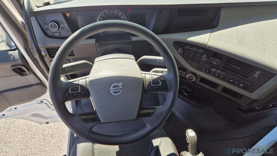 VOLVO FH 460 EURO 6 - Cabeza tractora: foto 4 VOLVO FH 460 EURO 6 - Cabeza tractora: foto 4