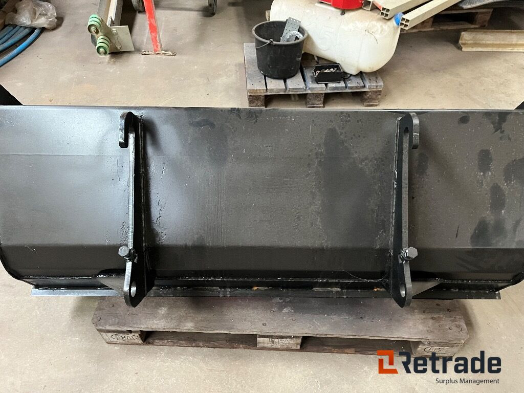 Forskelligt udstyr Skovl for minilæsser Fabriksny skovl - Cazo cargador: foto 5 Forskelligt udstyr Skovl for minilæsser Fabriksny skovl - Cazo cargador: foto 5