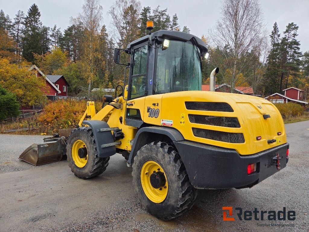 Hjullastare Yanmar V100 Med Vikplog och Sandskopa Panolinolja - Cargadora de ruedas: foto 4 Hjullastare Yanmar V100 Med Vikplog och Sandskopa Panolinolja - Cargadora de ruedas: foto 4