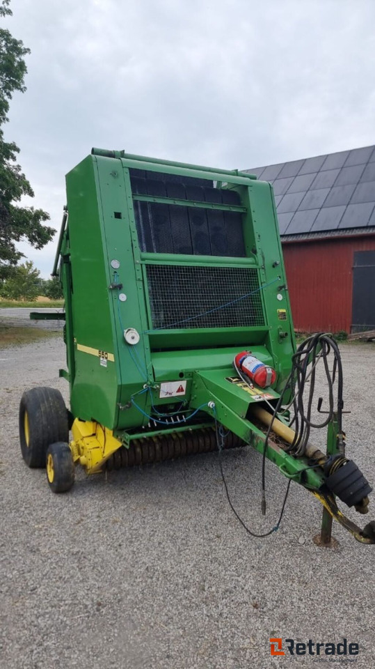 Rundbalspress John Deere 580 - Maquinaria agrícola: foto 2 Rundbalspress John Deere 580 - Maquinaria agrícola: foto 2