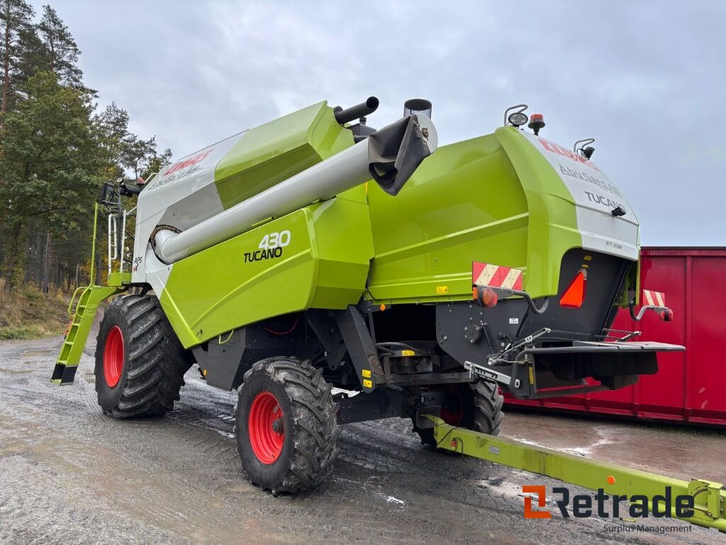 Skördetröska Claas Tucano 430 C 660 - Maquinaria agrícola: foto 3 Skördetröska Claas Tucano 430 C 660 - Maquinaria agrícola: foto 3