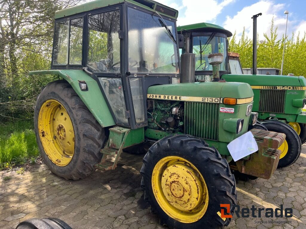 Tractor John Deere 2130 D 4 X 4 Traktor 2130 4 X 4 - Maquinaria agrícola: foto 4 Tractor John Deere 2130 D 4 X 4 Traktor 2130 4 X 4 - Maquinaria agrícola: foto 4