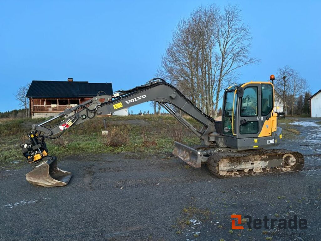 Grävmaskin Volvo ECR88D med redskap - Maquinaria de construcción: foto 1 Grävmaskin Volvo ECR88D med redskap - Maquinaria de construcción: foto 1