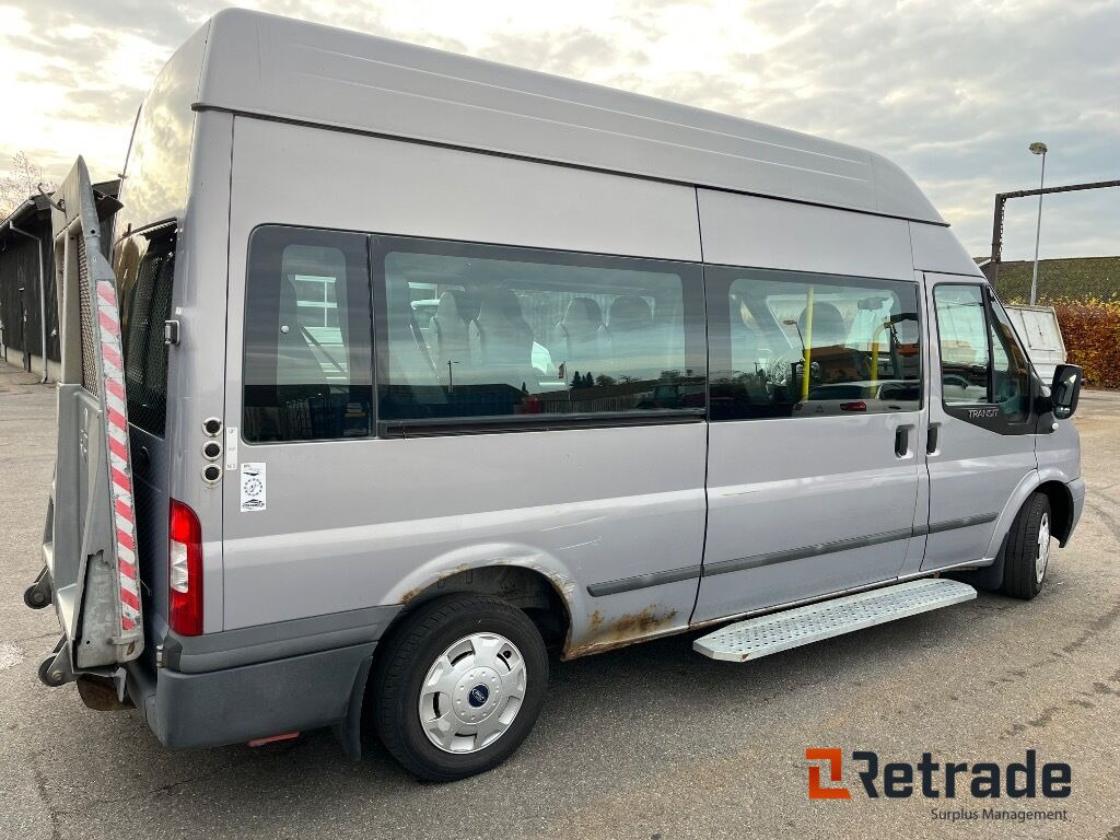Minibus med lift FORD TRANSIT KOMBI 300L F 2,2 TDCI - Minibús, Furgoneta de pasajeros: foto 3 Minibus med lift FORD TRANSIT KOMBI 300L F 2,2 TDCI - Minibús, Furgoneta de pasajeros: foto 3