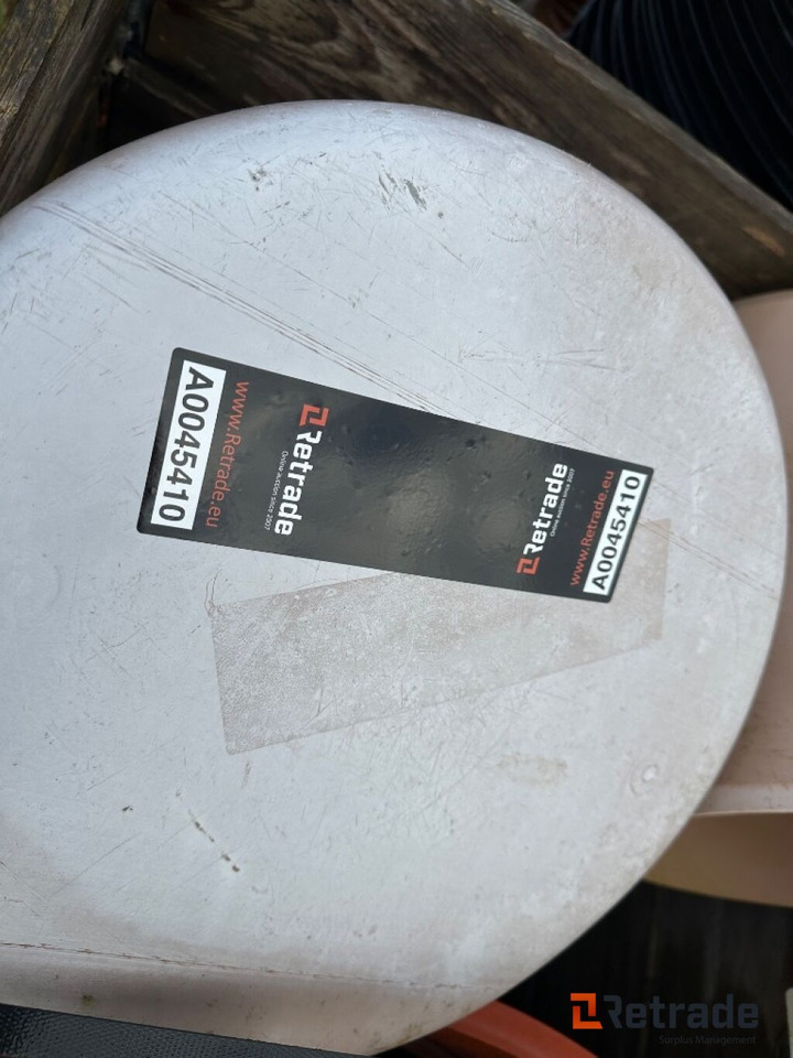 Plast rør og brønd ringe - Equipo de construcción: foto 2 Plast rør og brønd ringe - Equipo de construcción: foto 2