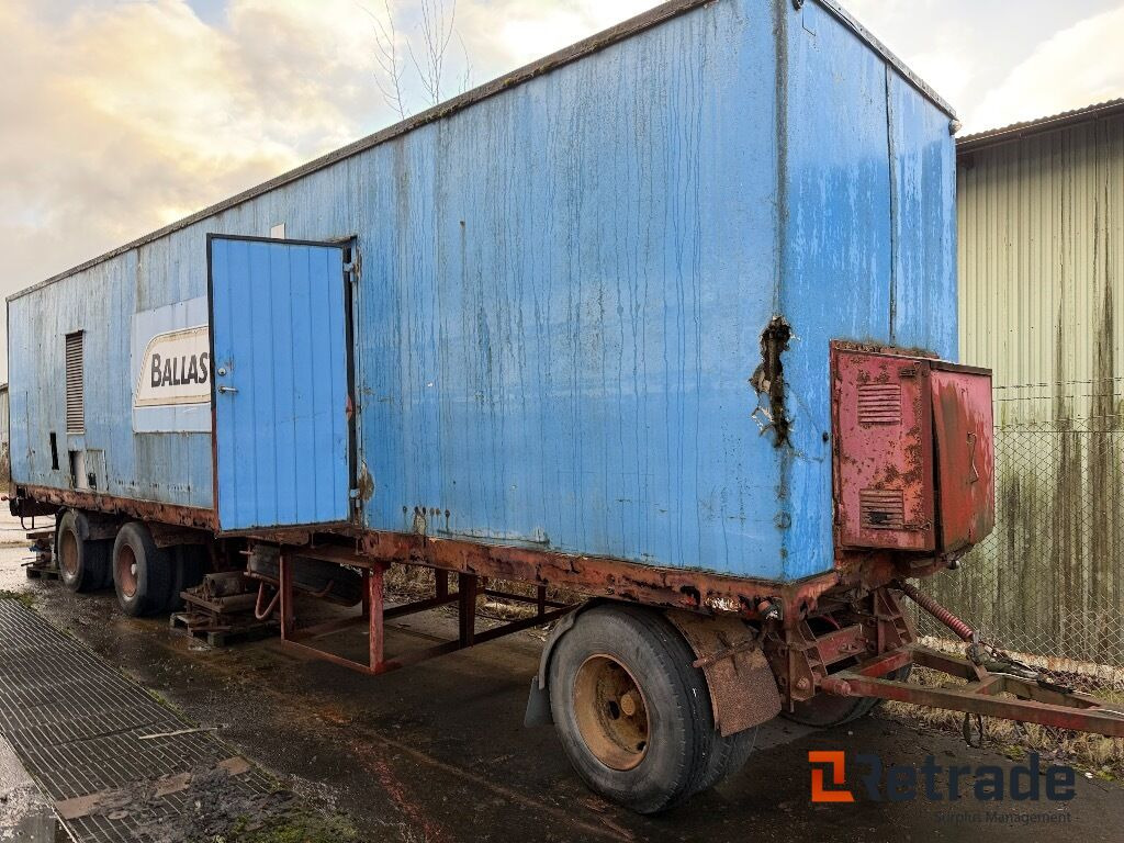 Släpvagn med skåp - Remolque caja cerrada: foto 3 Släpvagn med skåp - Remolque caja cerrada: foto 3