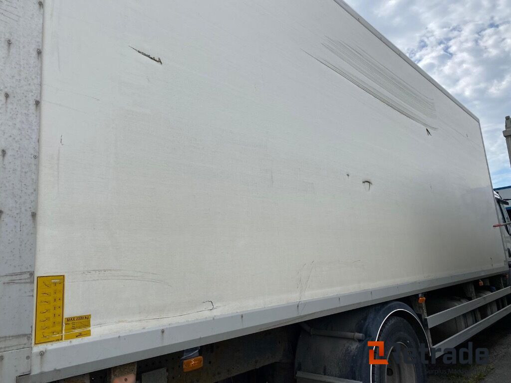 VOLVO FE-280 - Camión frigorífico: foto 4 VOLVO FE-280 - Camión frigorífico: foto 4