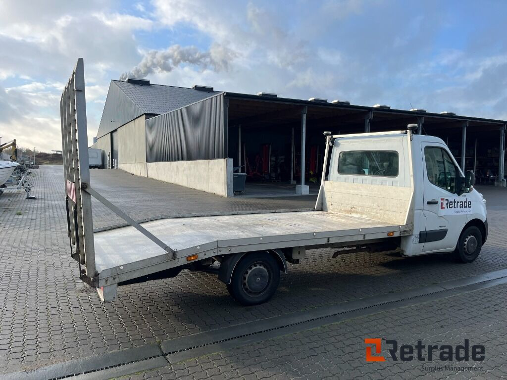 Varevogn Renault Master T35 L3 2,3 Dci 125 - Grua de remolque autos: foto 4 Varevogn Renault Master T35 L3 2,3 Dci 125 - Grua de remolque autos: foto 4