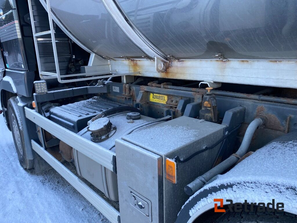 Volvo FH16,2012. Eu godkjent 6x2 asfaltbil - Cisterna de riego asfáltico: foto 3 Volvo FH16,2012. Eu godkjent 6x2 asfaltbil - Cisterna de riego asfáltico: foto 3