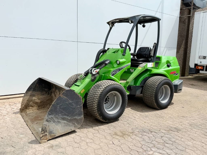 Avant M750 Opti Drive - Bucket + Jib + Forks - Cargadora de ruedas telescópica: foto 3 Avant M750 Opti Drive - Bucket + Jib + Forks - Cargadora de ruedas telescópica: foto 3