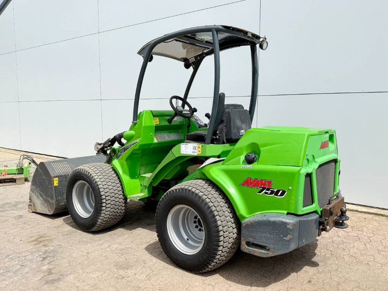 Avant M750 Opti Drive - Bucket + Jib + Forks - Cargadora de ruedas telescópica: foto 4 Avant M750 Opti Drive - Bucket + Jib + Forks - Cargadora de ruedas telescópica: foto 4