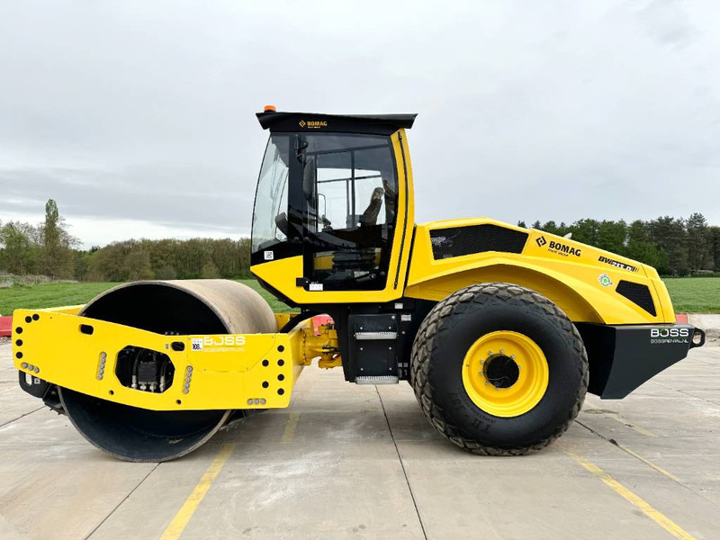 Bomag BW213D-5 - New / 2023 Model - Rodillo: foto 1 Bomag BW213D-5 - New / 2023 Model - Rodillo: foto 1