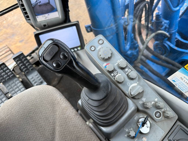 Excavadora de cadenas Hitachi ZX250LC-6 - Hammer Lines / Isuzu Engine: foto 17