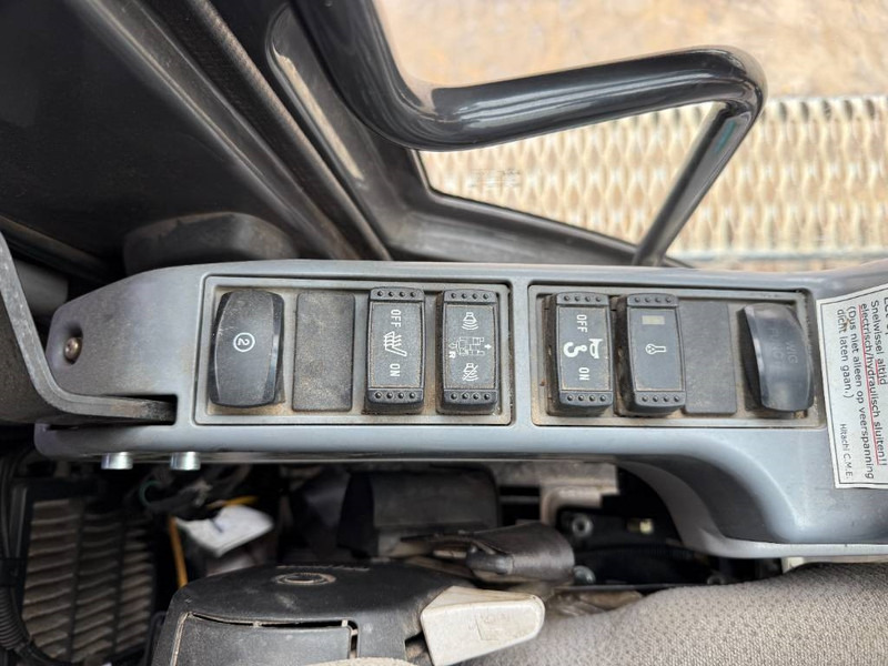 Excavadora de cadenas Hitachi ZX250LC-6 - Hammer Lines / Isuzu Engine: foto 15