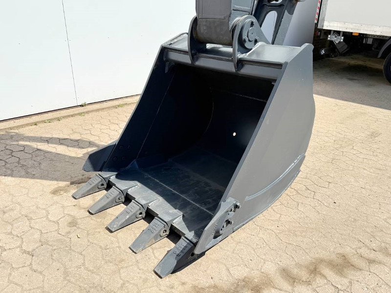 Excavadora de cadenas nuevo Hyundai R210 *2025 Model* - New / Unused / Hammer Lines: foto 14