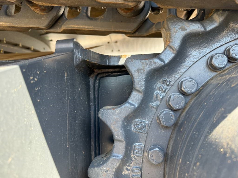 Excavadora de cadenas nuevo Hyundai R210 *2025 Model* - New / Unused / Hammer Lines: foto 18