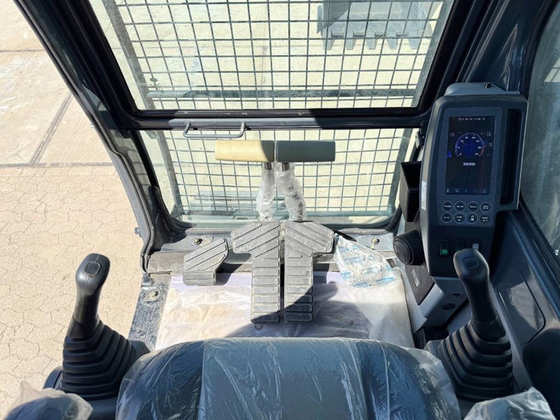 Excavadora de cadenas nuevo Hyundai R210 *2025 Model* - New / Unused / Hammer Lines: foto 9