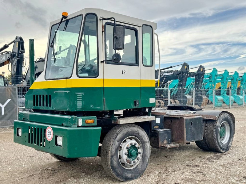 Kalmar PT122 - Top Condition / Cummins Engine - Tractor industrial: foto 2 Kalmar PT122 - Top Condition / Cummins Engine - Tractor industrial: foto 2