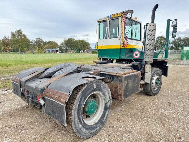 Kalmar PT122 - Top Condition / Cummins Engine - Tractor industrial: foto 5 Kalmar PT122 - Top Condition / Cummins Engine - Tractor industrial: foto 5