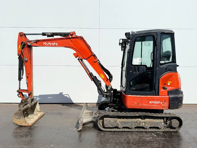 Kubota KX037-4 - Hammer Lines / Quick Coupler - Miniexcavadora: foto 1 Kubota KX037-4 - Hammer Lines / Quick Coupler - Miniexcavadora: foto 1