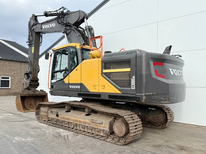 Volvo EC300ENL - Oilquick / Triple Boom / Tilting Bucket - Excavadora de cadenas: foto 3 Volvo EC300ENL - Oilquick / Triple Boom / Tilting Bucket - Excavadora de cadenas: foto 3
