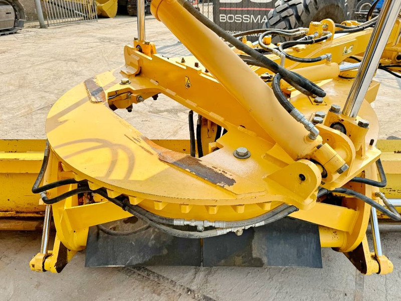 Grader Volvo G970 - 3 Tine Ripper / EPA Certified: foto 10