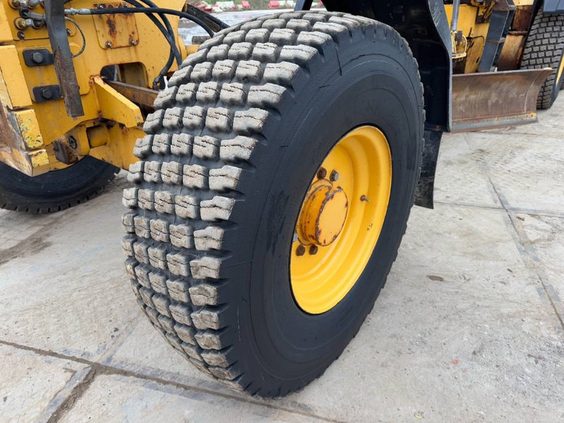 Grader Volvo G970 - 4.27 Meter Blade / EPA Certified: foto 16