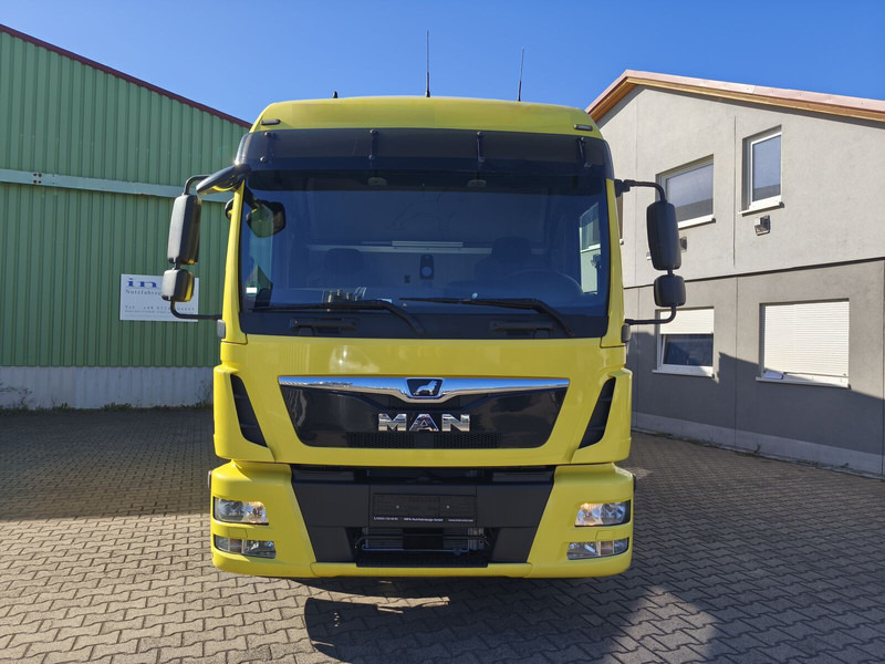 MAN TGL 8.220 Möbelkoffer AHK Euro 6 4x2 (18) - Camión caja cerrada: foto 3 MAN TGL 8.220 Möbelkoffer AHK Euro 6 4x2 (18) - Camión caja cerrada: foto 3