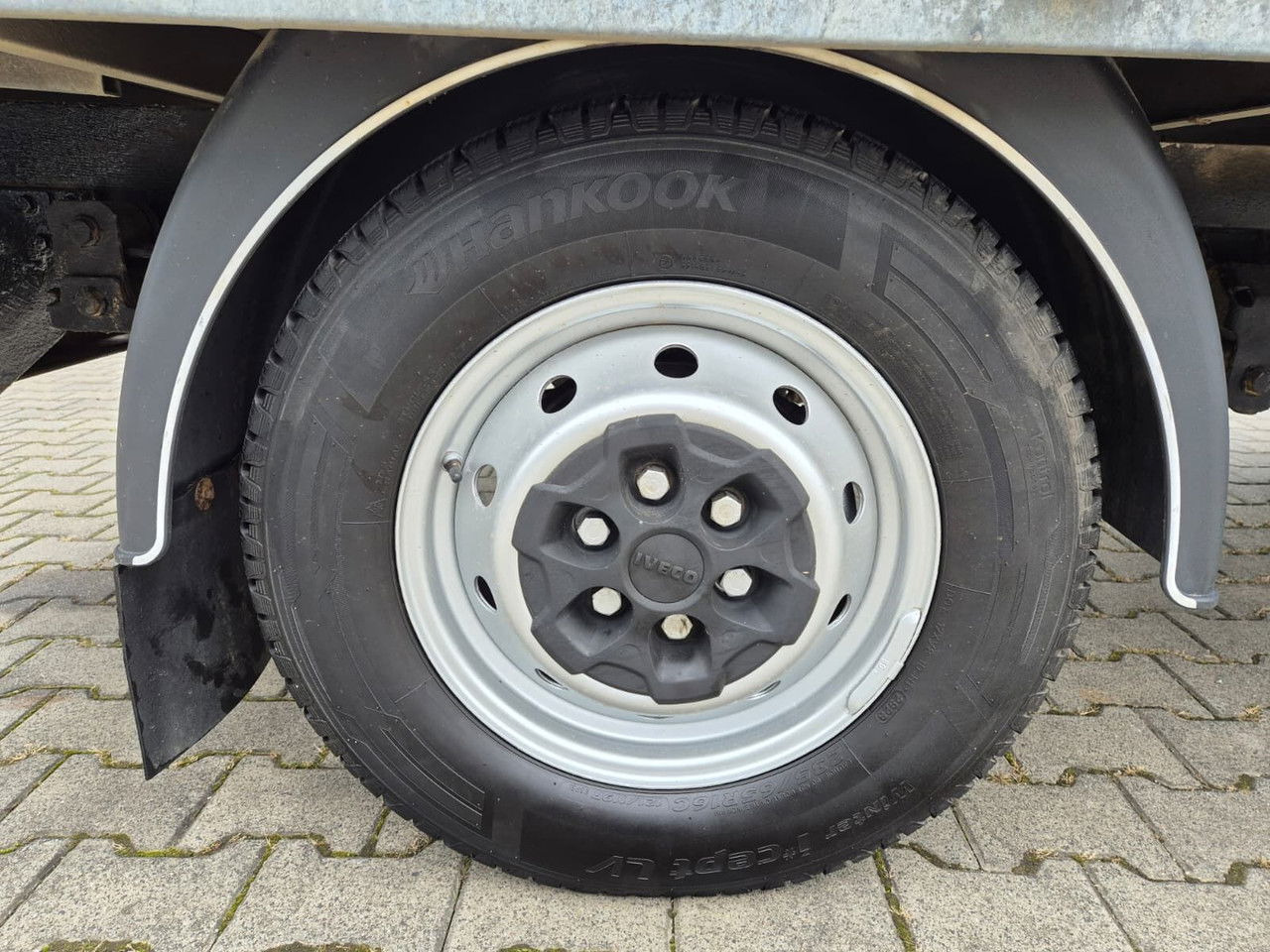 Arrendamiento de IVECO Daily 35 35S15 / Doka / 1 Owner / LOW KM / 7 Seats IVECO Daily 35 35S15 / Doka / 1 Owner / LOW KM / 7 Seats: foto 17