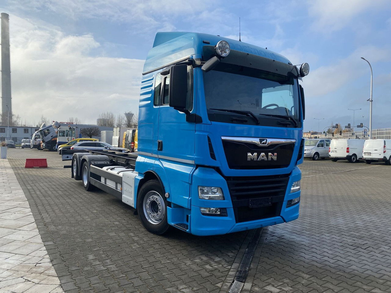 MAN TGX 26.500 /NEW Service AT MAN/ Technical warranty in All Europe - Camión chasis: foto 4 MAN TGX 26.500 /NEW Service AT MAN/ Technical warranty in All Europe - Camión chasis: foto 4