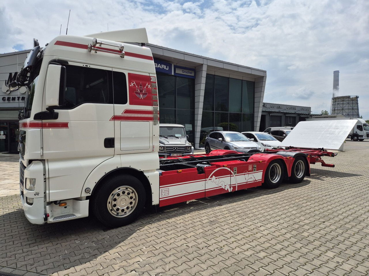 MAN TGX 28 28.420 , 6x2-2 LL + Trailer HFR KM 20 - Camión portacontenedore/ Intercambiable: foto 4 MAN TGX 28 28.420 , 6x2-2 LL + Trailer HFR KM 20 - Camión portacontenedore/ Intercambiable: foto 4