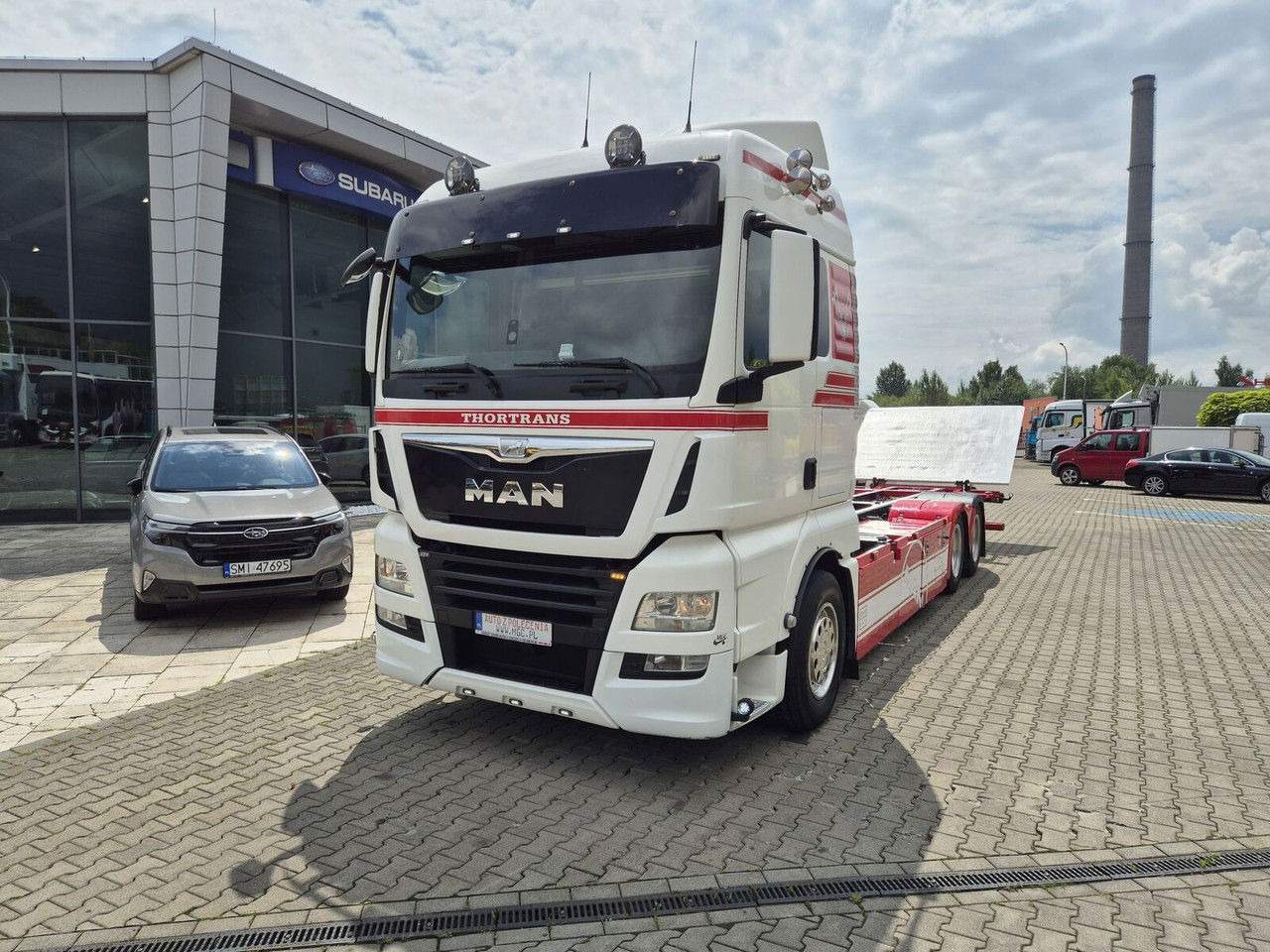 MAN TGX 28 28.420 , 6x2-2 LL + Trailer HFR KM 20 - Camión portacontenedore/ Intercambiable: foto 5 MAN TGX 28 28.420 , 6x2-2 LL + Trailer HFR KM 20 - Camión portacontenedore/ Intercambiable: foto 5