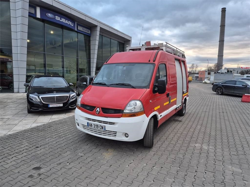 Renault Master 2.5 DCi / ONLY 25TKM!!! / LIKE NEW / WE HAV - Camión de bomberos: foto 3 Renault Master 2.5 DCi / ONLY 25TKM!!! / LIKE NEW / WE HAV - Camión de bomberos: foto 3