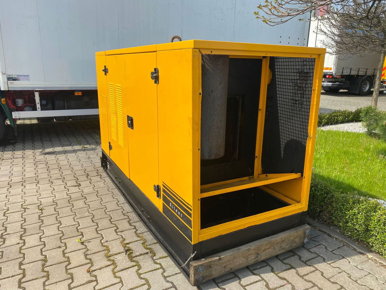 Generador industriale SDMO NS 60 W M, Silent generator 60kVA, 48KW NS 60 W M, Silent generator 60kVA, SDMO NS 60 W M, Silent generator 60kVA, 48KW NS 60 W M, Silent generator 60kVA, 48KW: foto 7