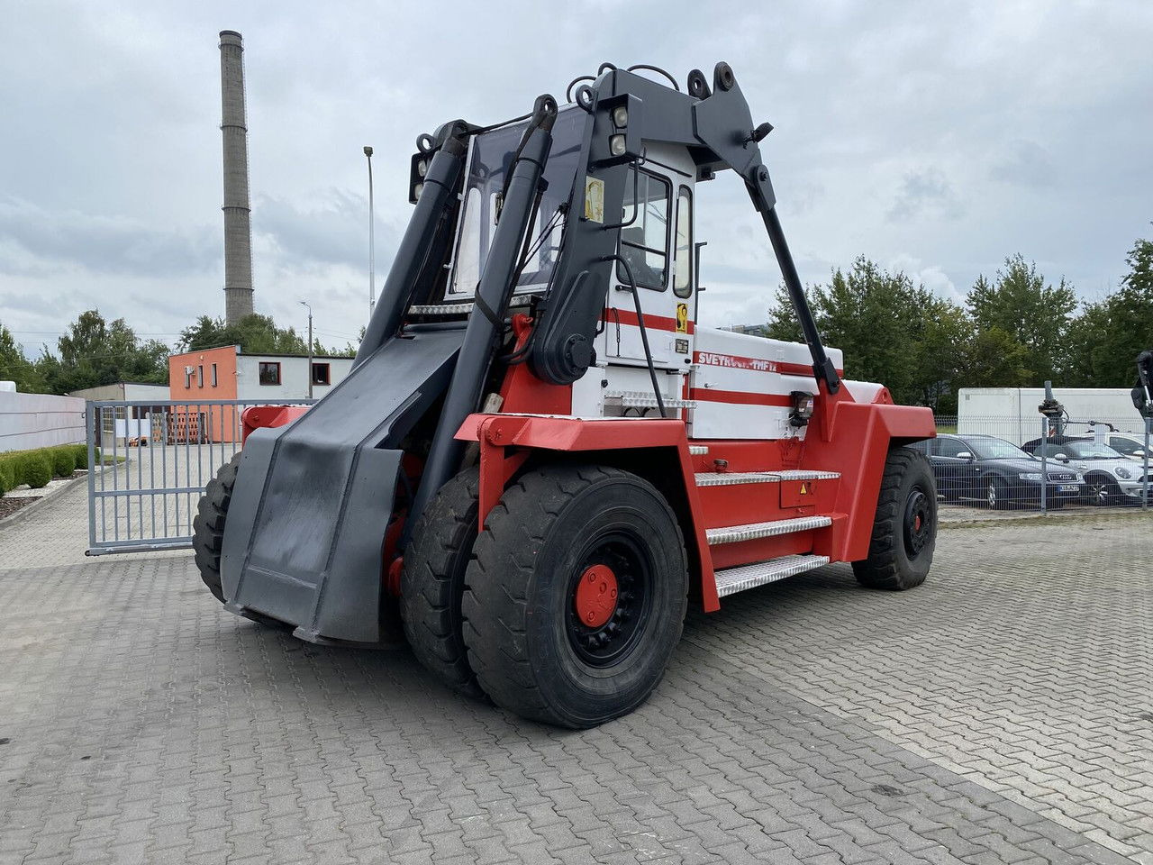 SVETRUCK TMF 12/9 HB / 1 Owner / Elme Spreader / Wood LOG A RM - Reach stacker: foto 3 SVETRUCK TMF 12/9 HB / 1 Owner / Elme Spreader / Wood LOG A RM - Reach stacker: foto 3