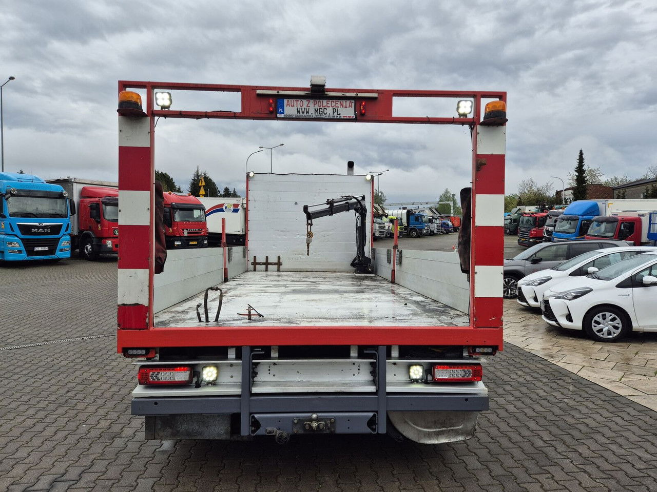 Arrendamiento de Volvo FM 330 Webasto / HDS Hiab / 1 Owner Volvo FM 330 Webasto / HDS Hiab / 1 Owner Volvo FM 330 Webasto / HDS Hiab / 1 Owner Volvo FM 330 Webasto / HDS Hiab / 1 Owner: foto 9