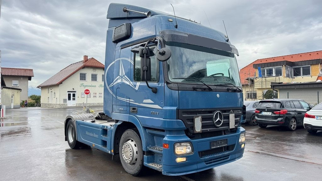 Mercedes-Benz Actros 1841 LS 4x2 tractor unit - retarder - Cabeza tractora: foto 3 Mercedes-Benz Actros 1841 LS 4x2 tractor unit - retarder - Cabeza tractora: foto 3