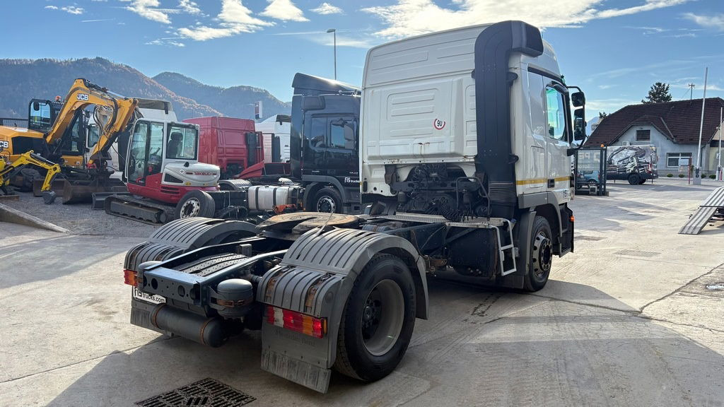 Mercedes-Benz Actros 1846 L 4x2 tractor unit - retarder - Cabeza tractora: foto 3 Mercedes-Benz Actros 1846 L 4x2 tractor unit - retarder - Cabeza tractora: foto 3