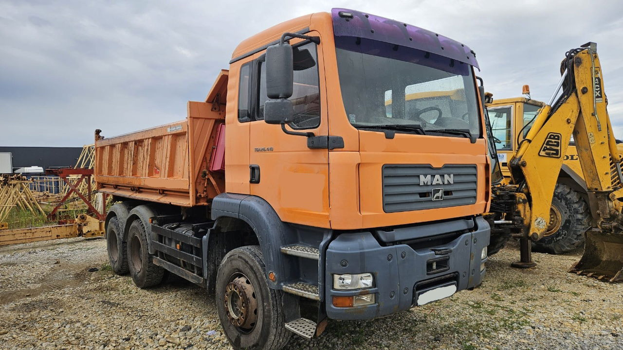 MAN TGA 26.410 6X4 meiller tipper - Camión volquete: foto 2 MAN TGA 26.410 6X4 meiller tipper - Camión volquete: foto 2