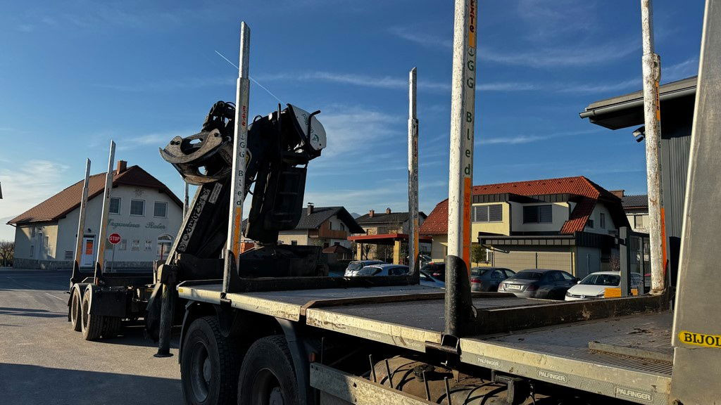 MAN TGA 33.480 6x6 forest truck - Epsilon M12Z + scissors + Trailer Gsodam - Camión forestal, Camión grúa: foto 4 MAN TGA 33.480 6x6 forest truck - Epsilon M12Z + scissors + Trailer Gsodam - Camión forestal, Camión grúa: foto 4